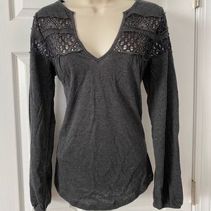 Blu clover top size small